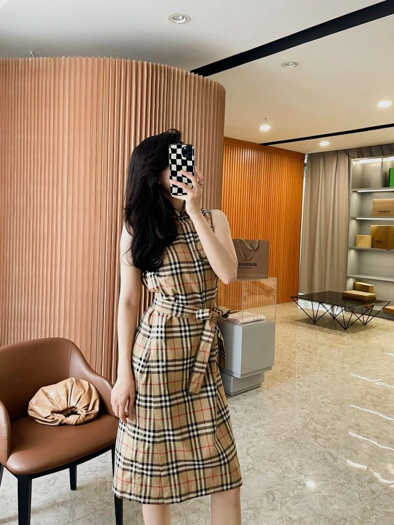 WeatherProof Burberry Dress 104811