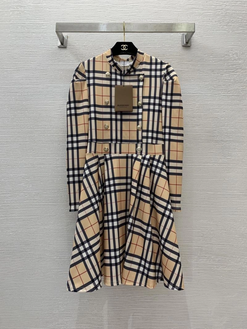 MoistureWicking Burberry Dress 104740