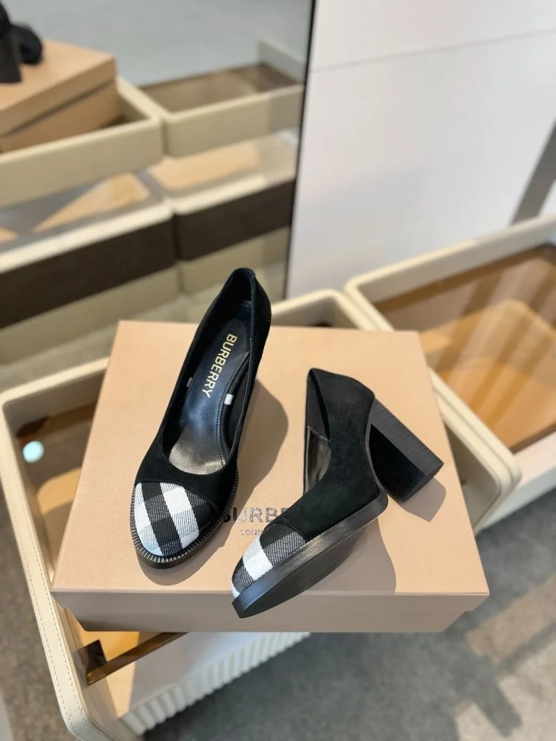 TechFriendly Burberry Heeled Shoes 17179
