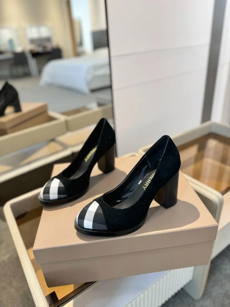 TechFriendly Burberry Heeled Shoes 17179
