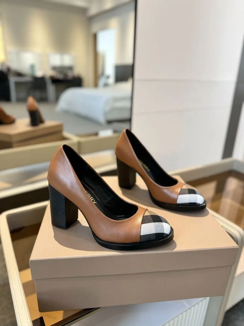 Timeless Burberry Heeled Shoes 17115