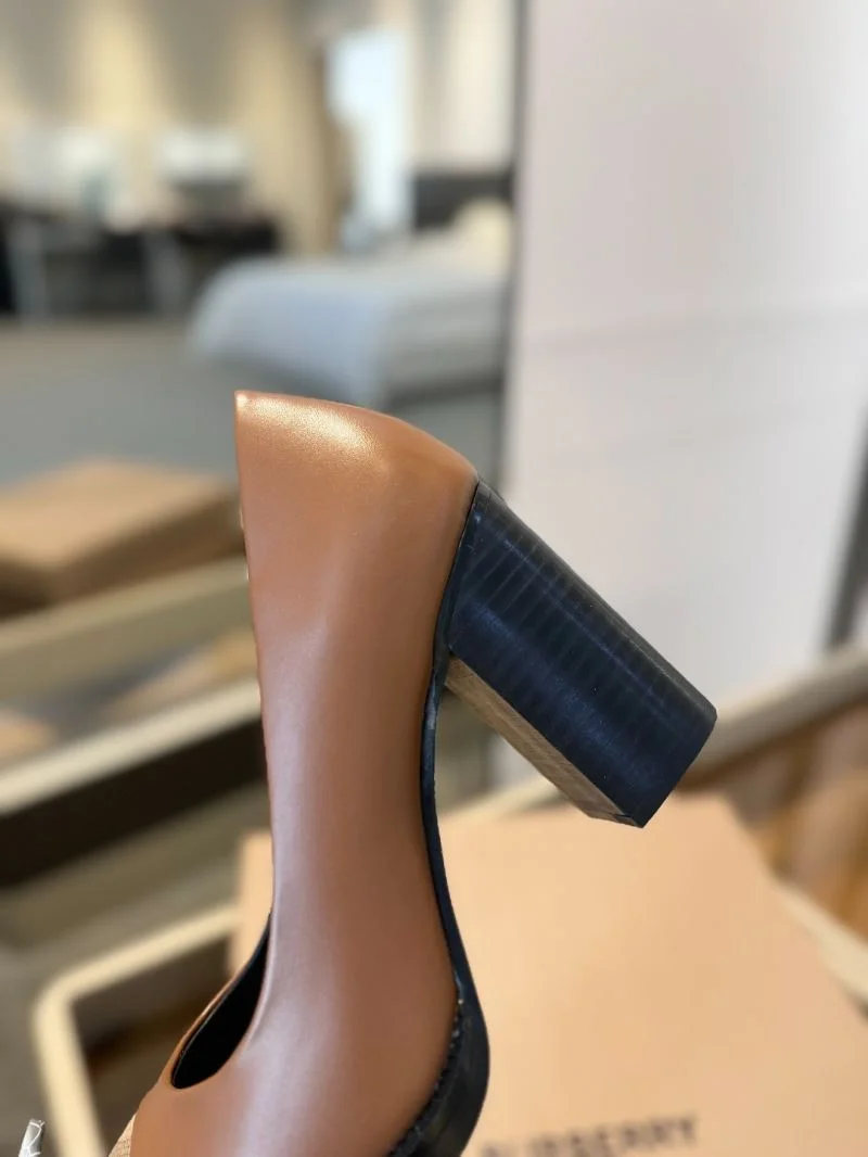Timeless Burberry Heeled Shoes 17115