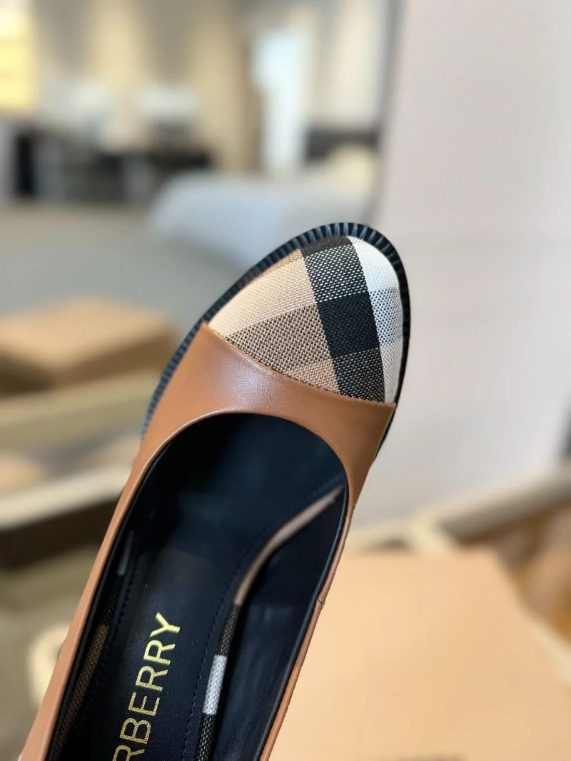 Timeless Burberry Heeled Shoes 17115