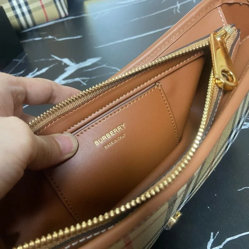 Snug Burberry Hobo Bags 38115