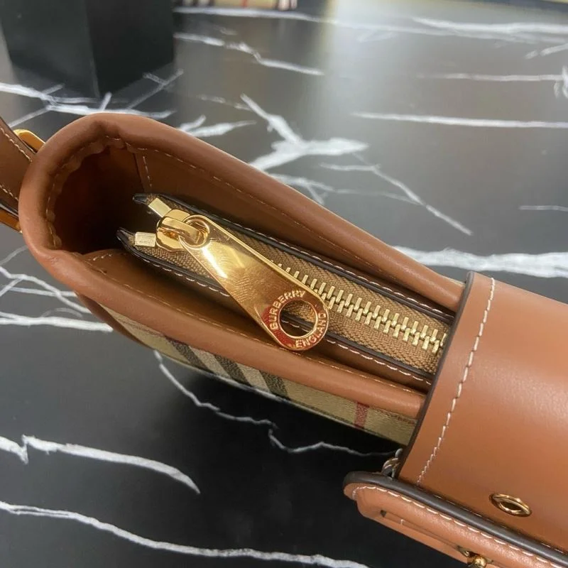 Snug Burberry Hobo Bags 38115