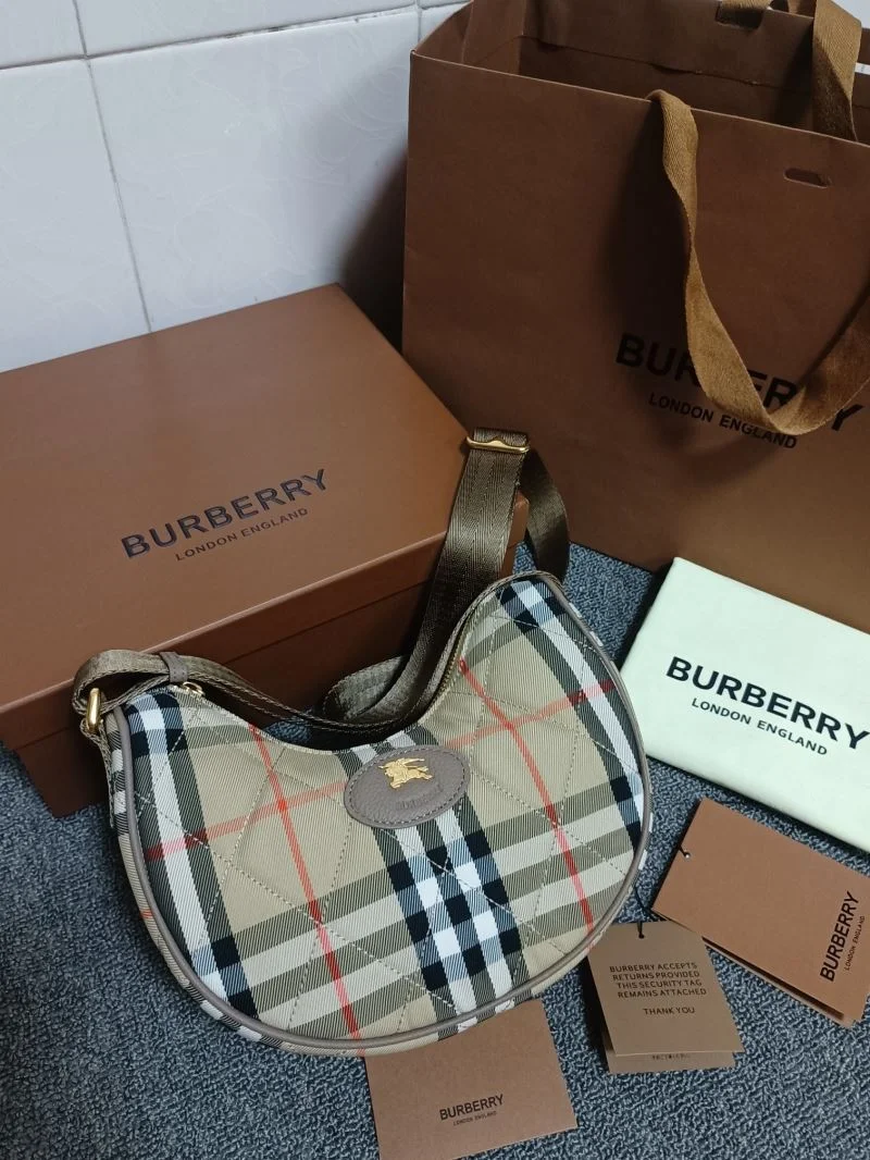 Unisex Burberry Hobo Bags 38101
