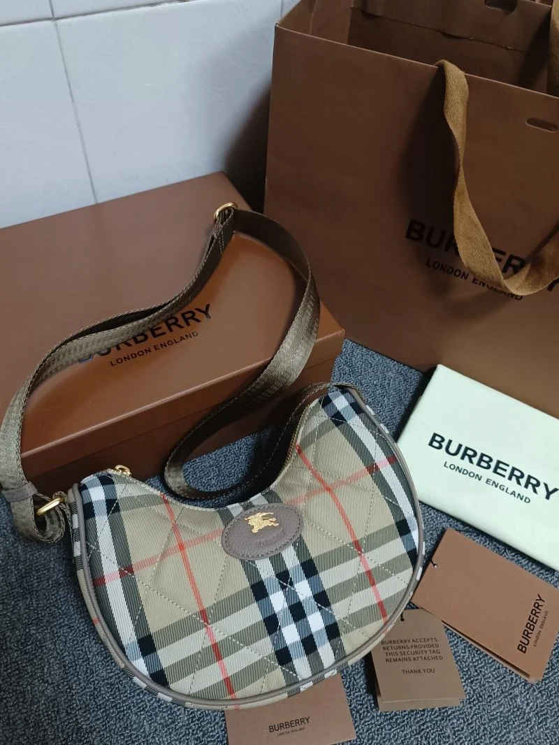 Unisex Burberry Hobo Bags 38101