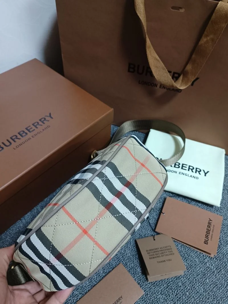 Unisex Burberry Hobo Bags 38101