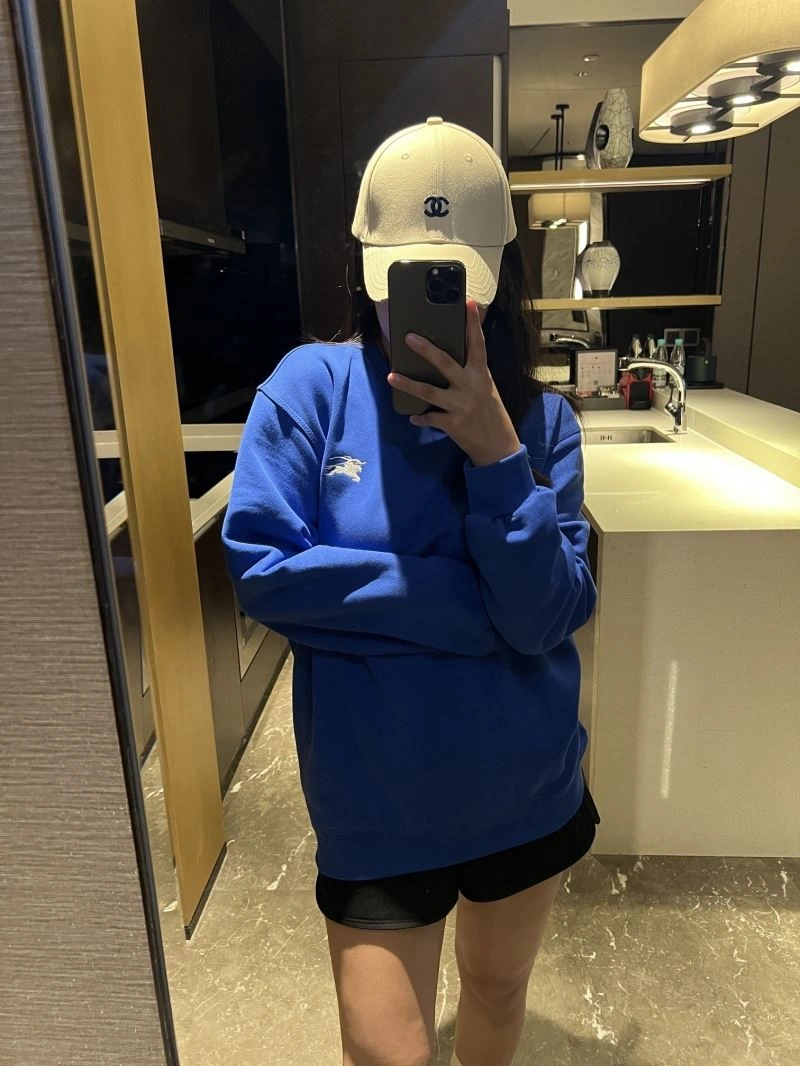 Elegant Burberry Hoodies 103198