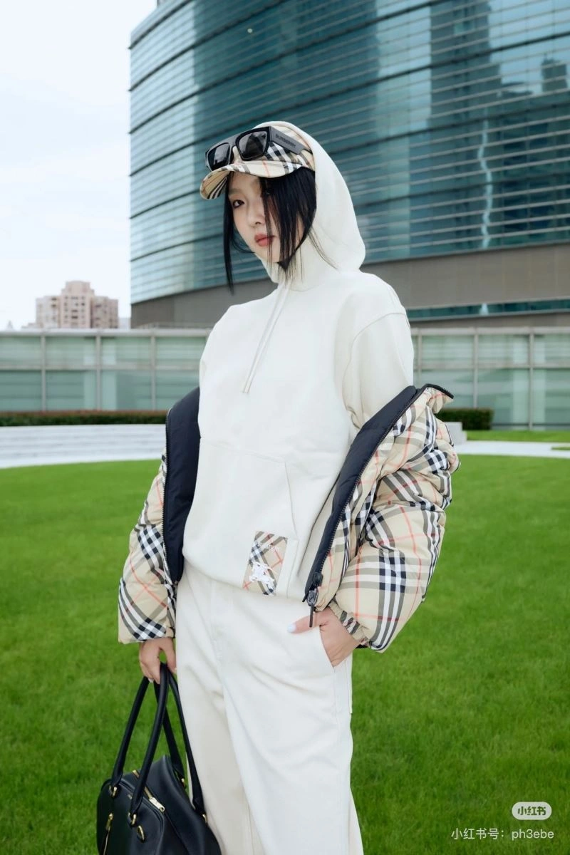Timeless Burberry Hoodies 103253