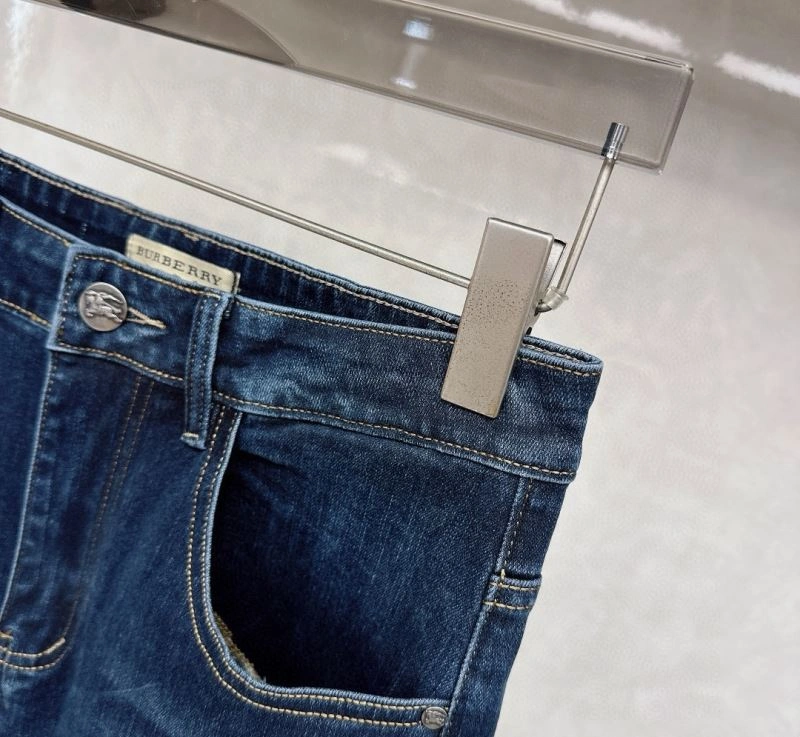 Trendy Burberry Jeans 105785