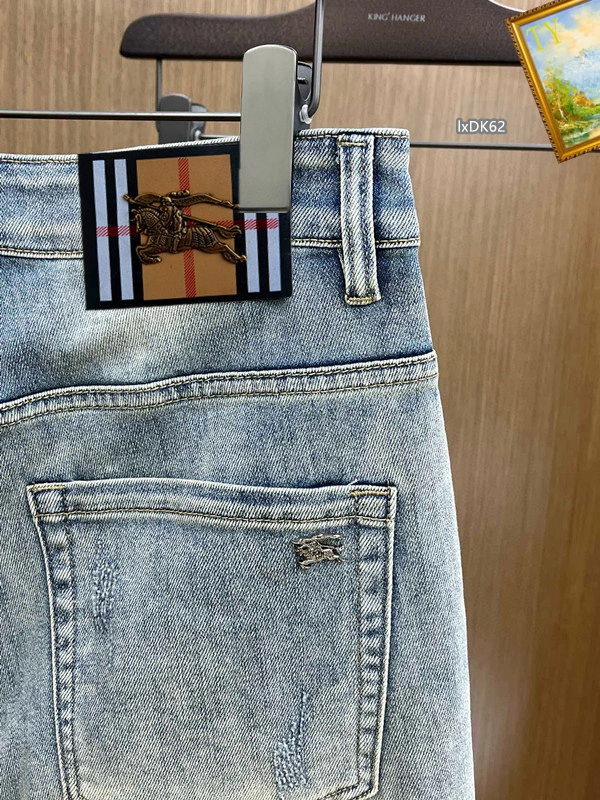 Burberry Jeans MoistureWicking 99402