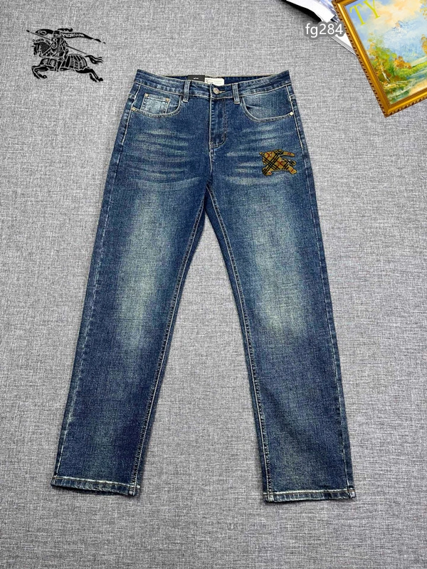 Burberry Jeans Versatile 99404
