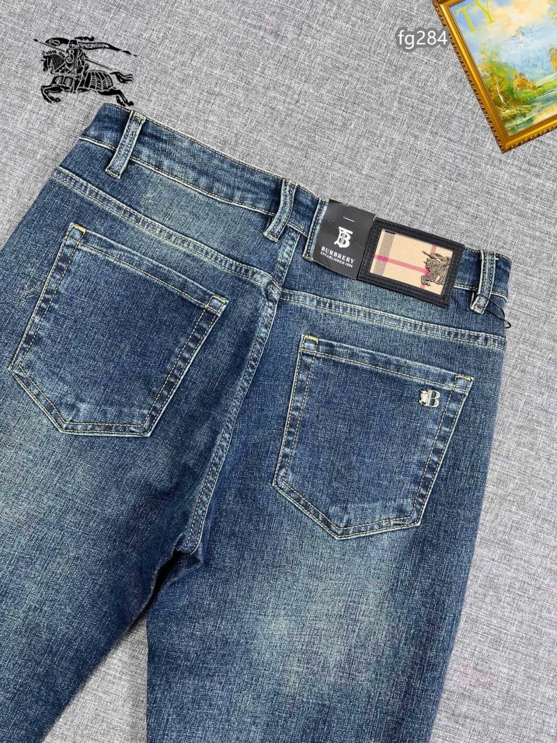 Burberry Jeans Versatile 99404