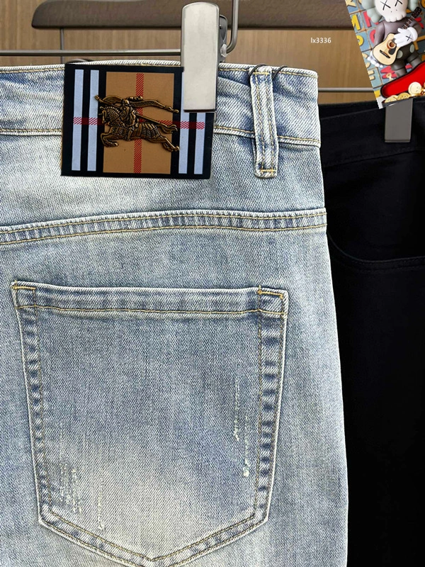 Burberry Jeans UrbanStyle 99394