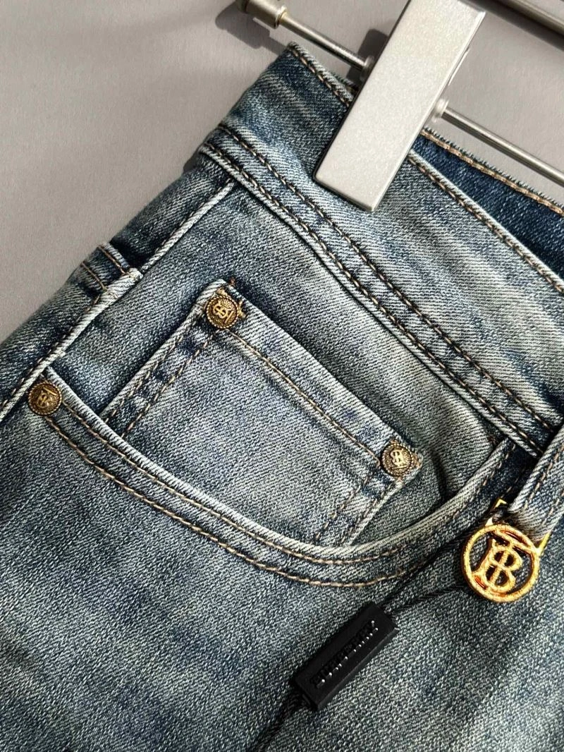 Burberry Jeans Sleek 103184