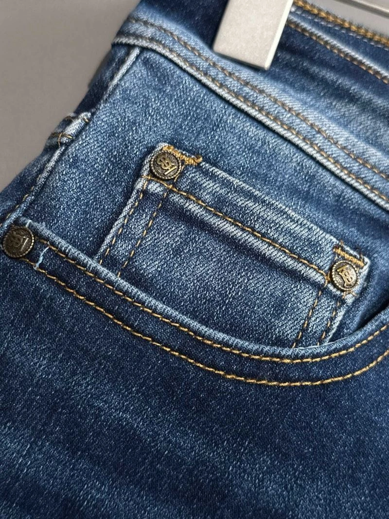 Burberry Jeans Affordable 103209