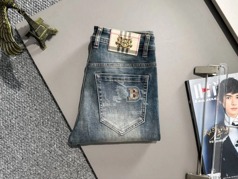 Effortless Burberry Jeans 103180