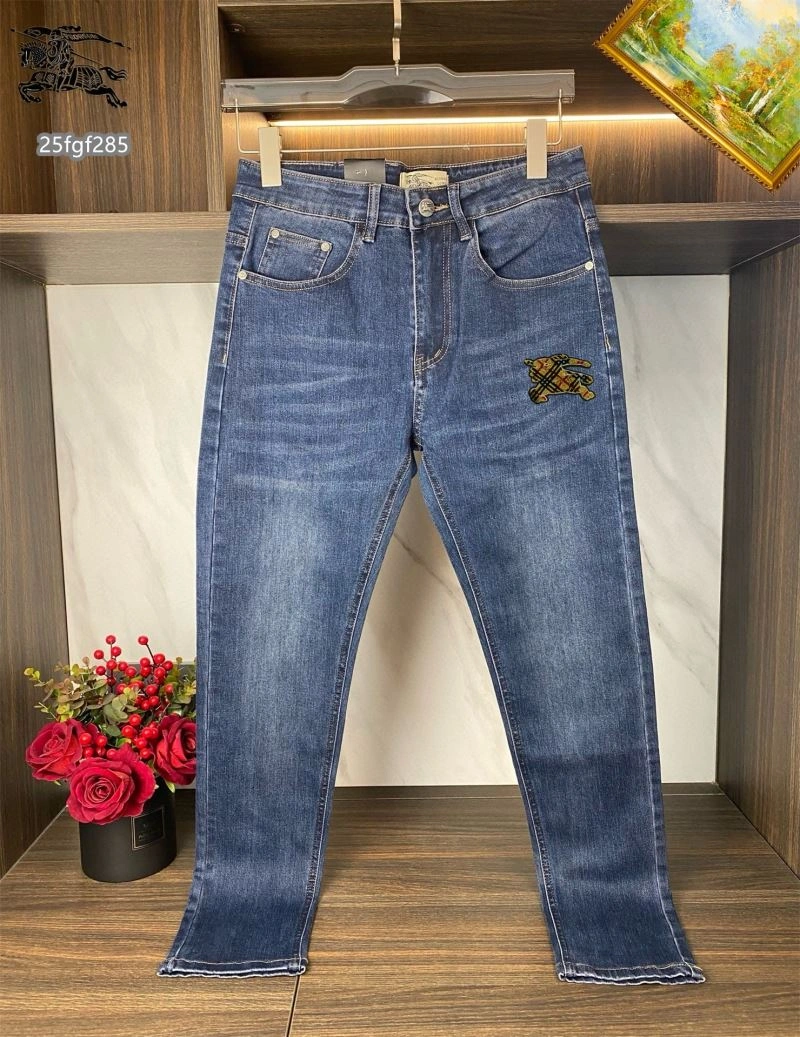Burberry Jeans Snug 105752