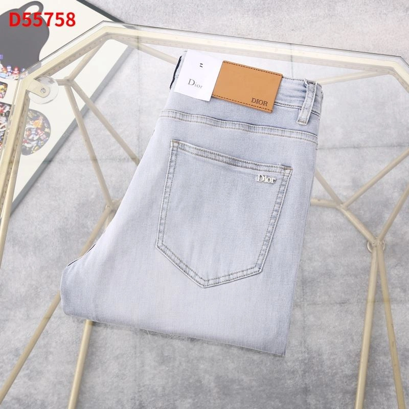 Versatile Burberry Jeans 102843