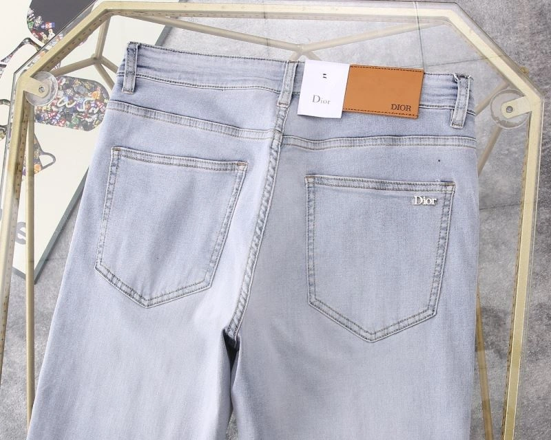 Versatile Burberry Jeans 102843