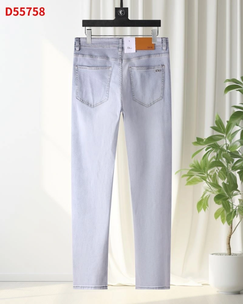 Versatile Burberry Jeans 102843