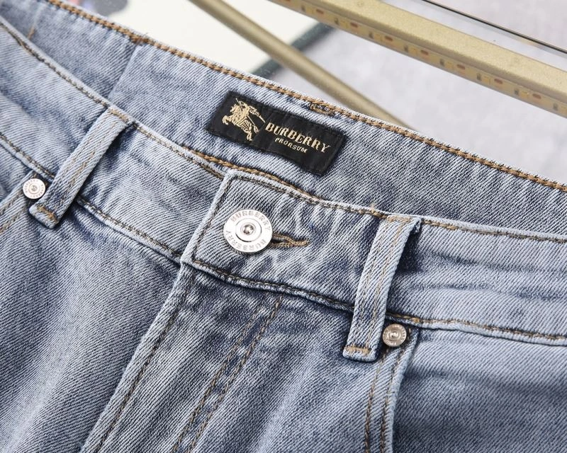 Resilient Burberry Jeans 102849