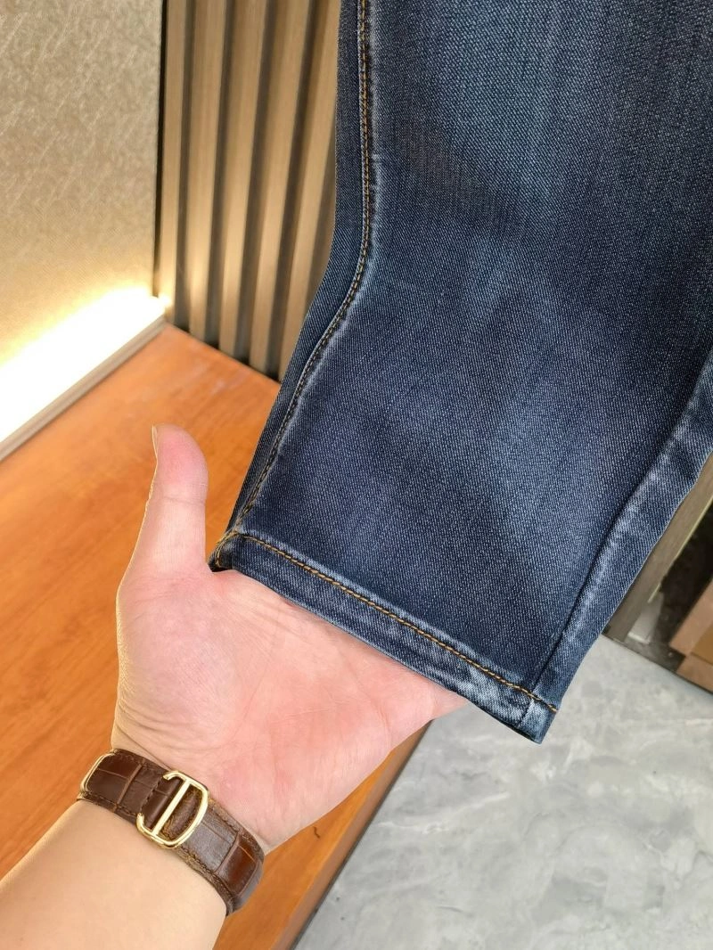 WeatherProof Burberry Jeans 102844