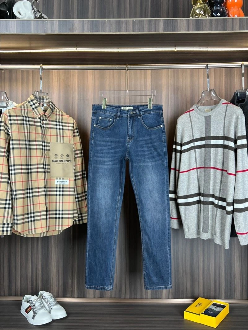 BestValue Burberry Jeans 102832