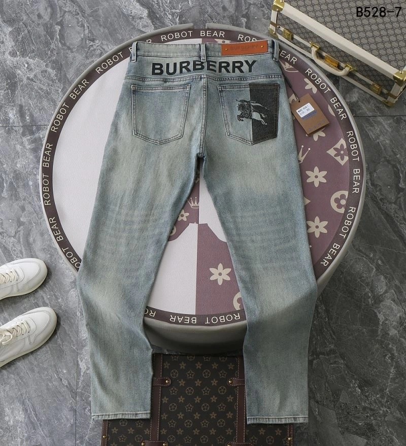 Burberry Jeans FashionForward 102827