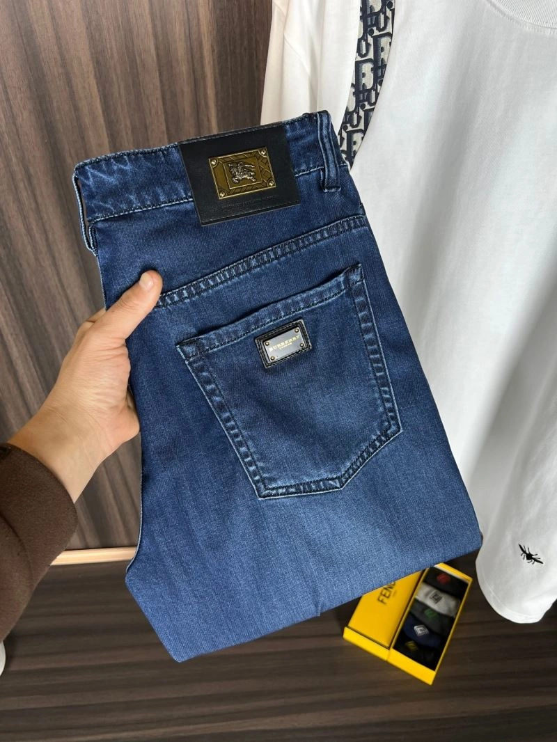 Modern Burberry Jeans 102807