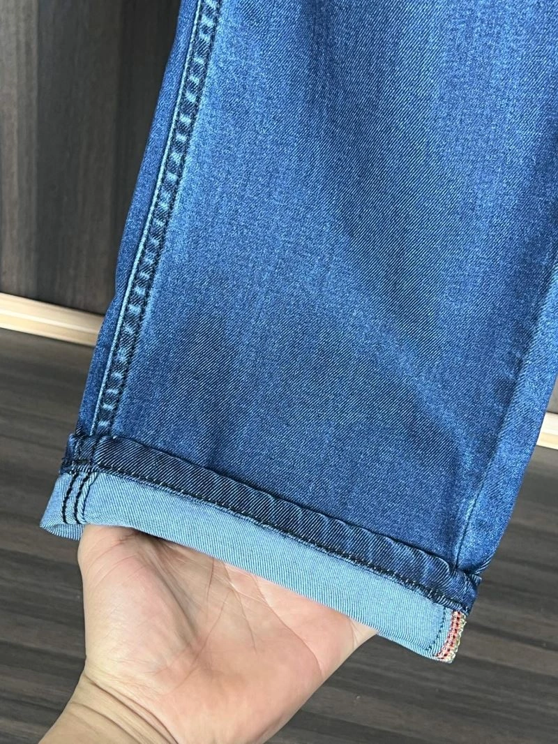 Modern Burberry Jeans 102807