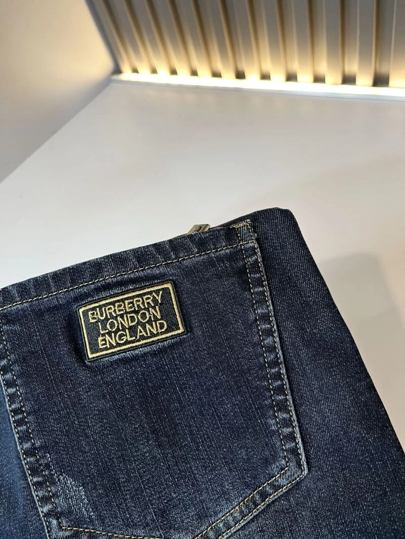 Lightweight Burberry Jeans 102306
