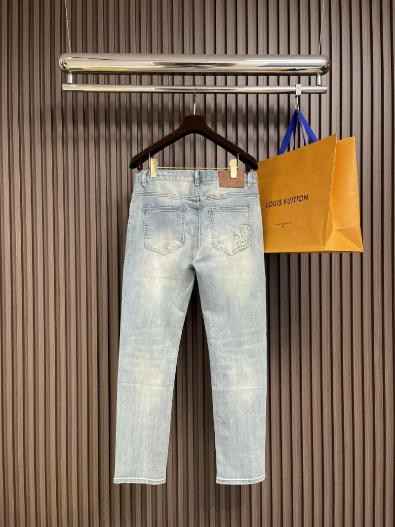 Burberry Jeans Unique 101822