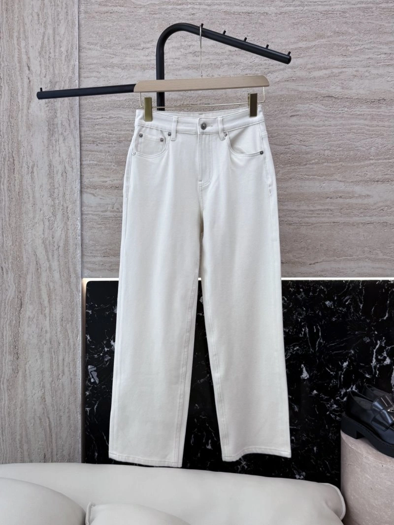 ModernLook Burberry Jeans 99265