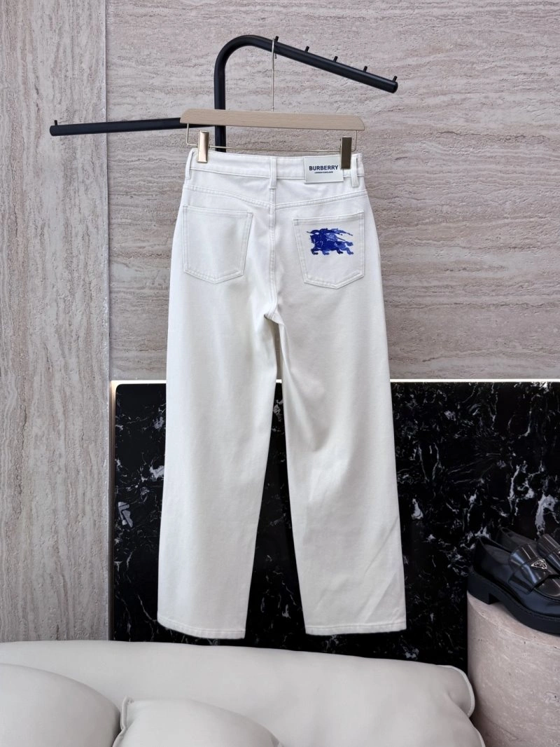 ModernLook Burberry Jeans 99265