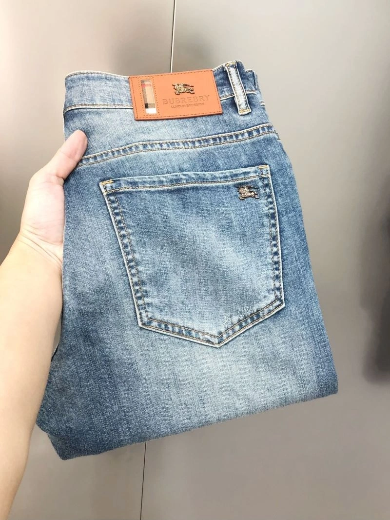 Timeless Burberry Jeans 100850