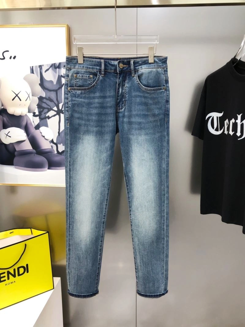 Timeless Burberry Jeans 100850