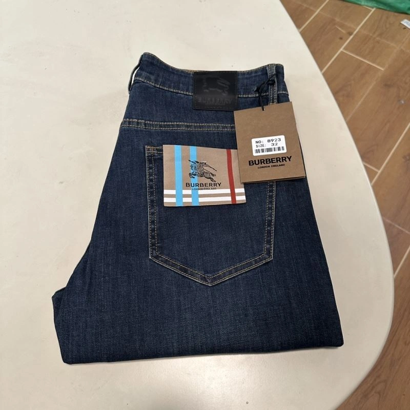 Functional Burberry Jeans 100803