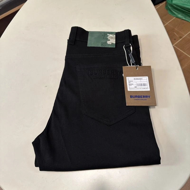 MultiPurpose Burberry Jeans 100811