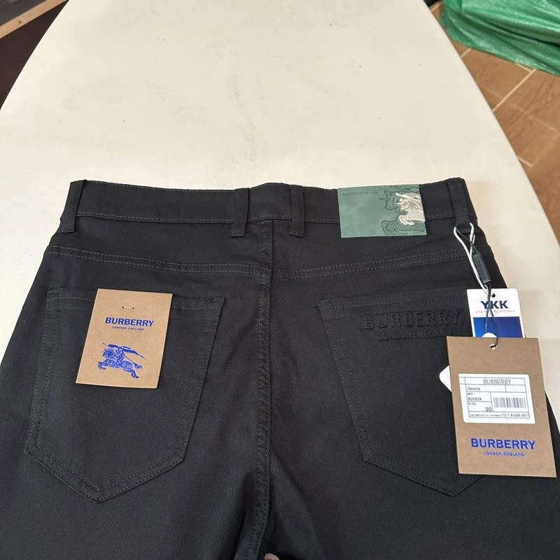 MultiPurpose Burberry Jeans 100811