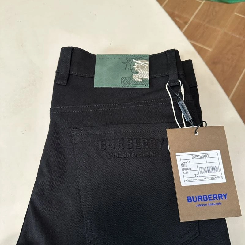 MultiPurpose Burberry Jeans 100811