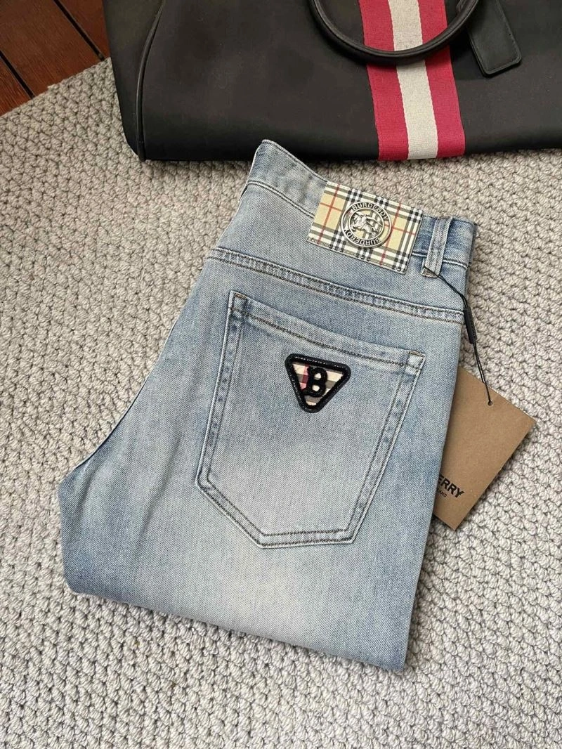 Comfortable Burberry Jeans 100304