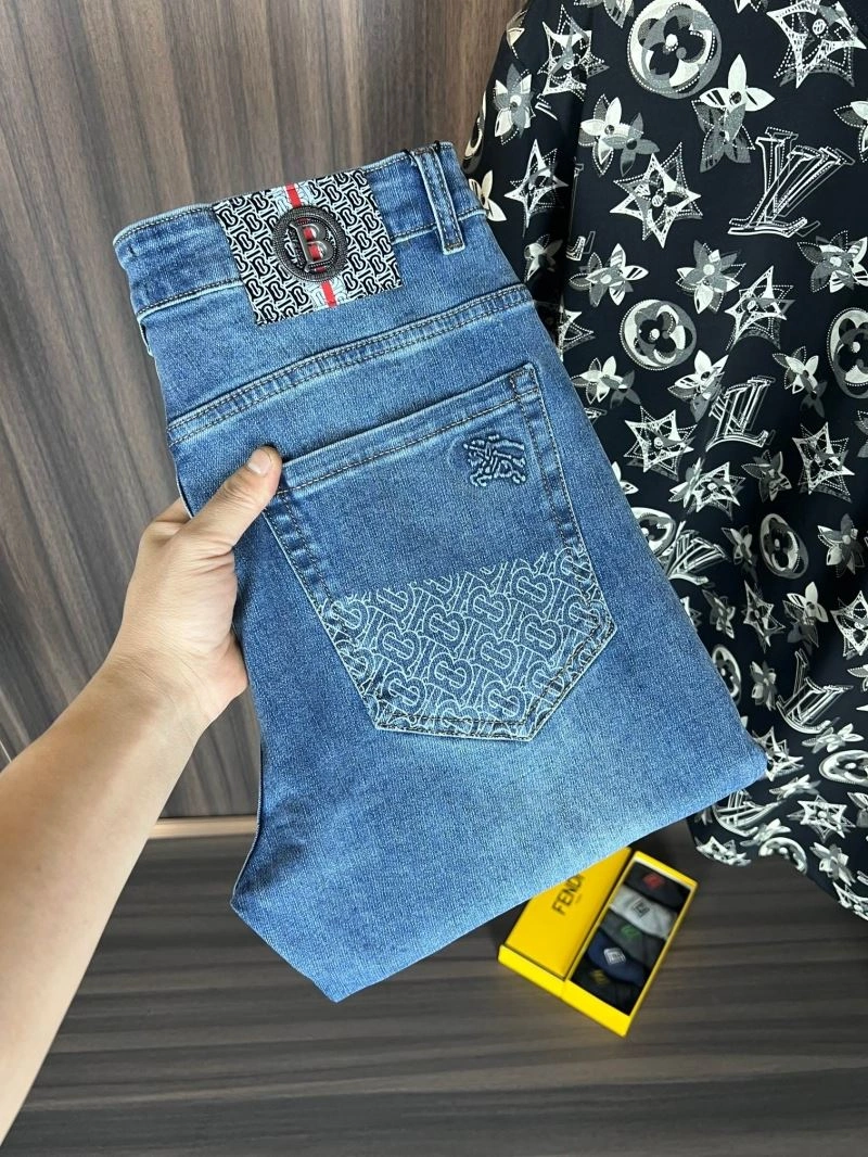 HighPerformance Burberry Jeans 100303
