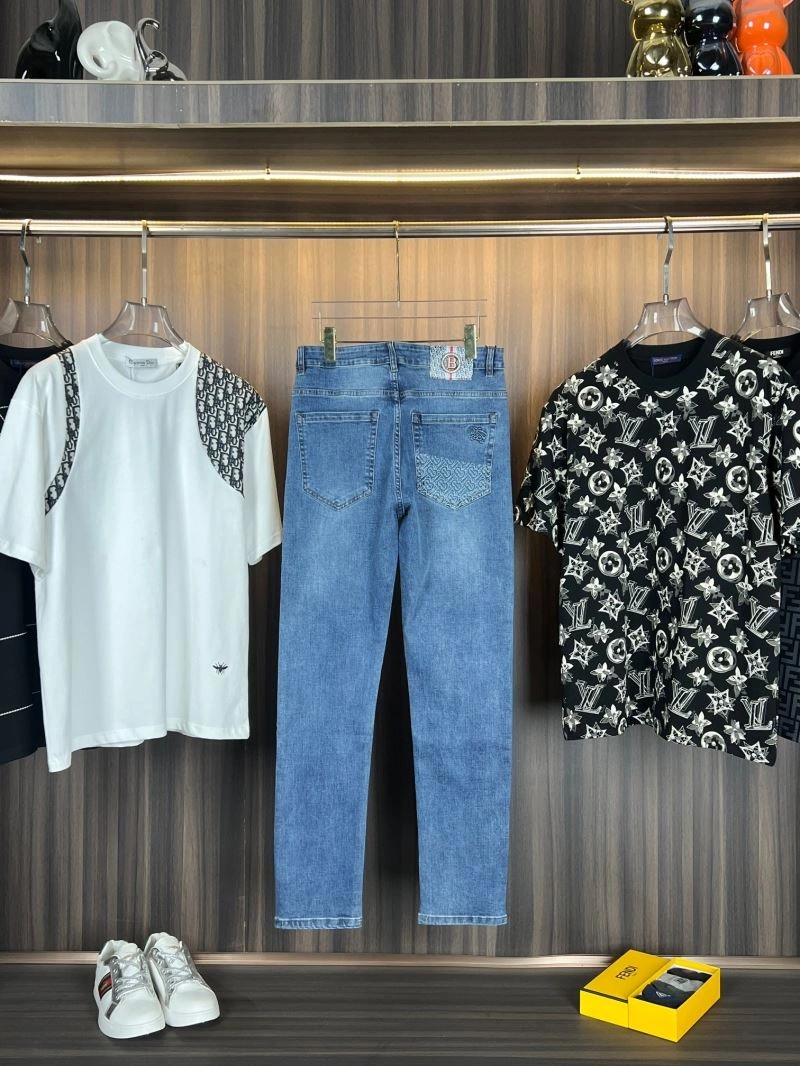 HighPerformance Burberry Jeans 100303