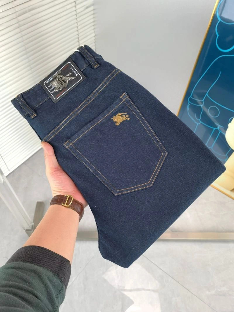 Seasonal Burberry Jeans 100332