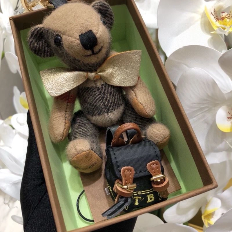 ModernLook Burberry Keychains 266074