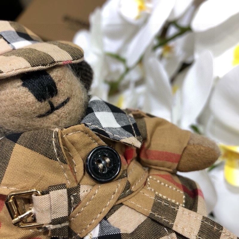Trendsetting Burberry Keychains 266072
