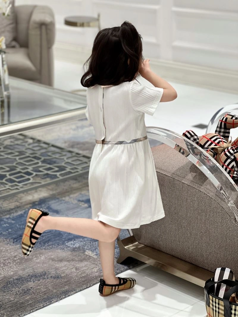 Sleek Burberry Kids 99712