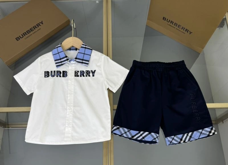 Minimalist Burberry Kids 99627